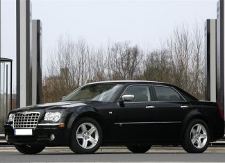Chrysler 300C apžvalga