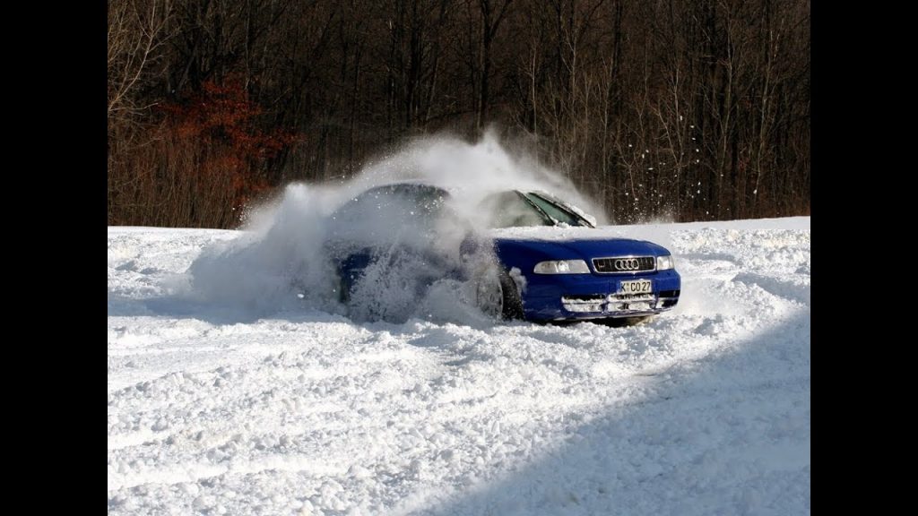 Audi S4 B5 Avant žiemą