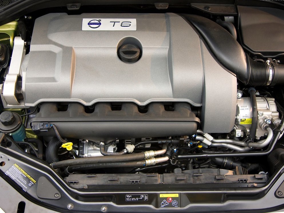 Volvo xc60 benzininis variklis (T6)